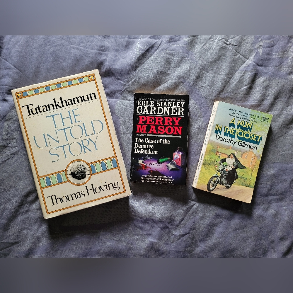 ⭐️Vintage Book Bundle⭐️